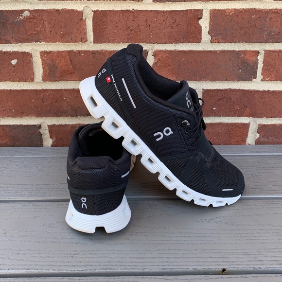 On Running Shoes - On Running Cloud Running Shoe